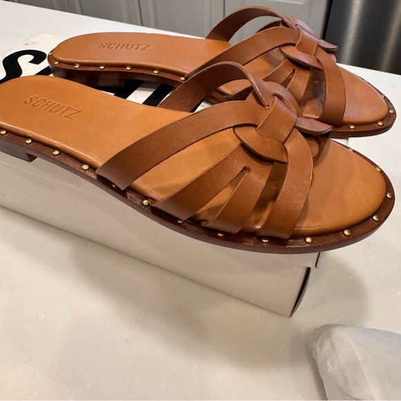 NEW SCHUTZ phoenix Flat Women’s Brown Leather Sandals Size 8.5 Box & Dust Bag - Picture 2 of 6